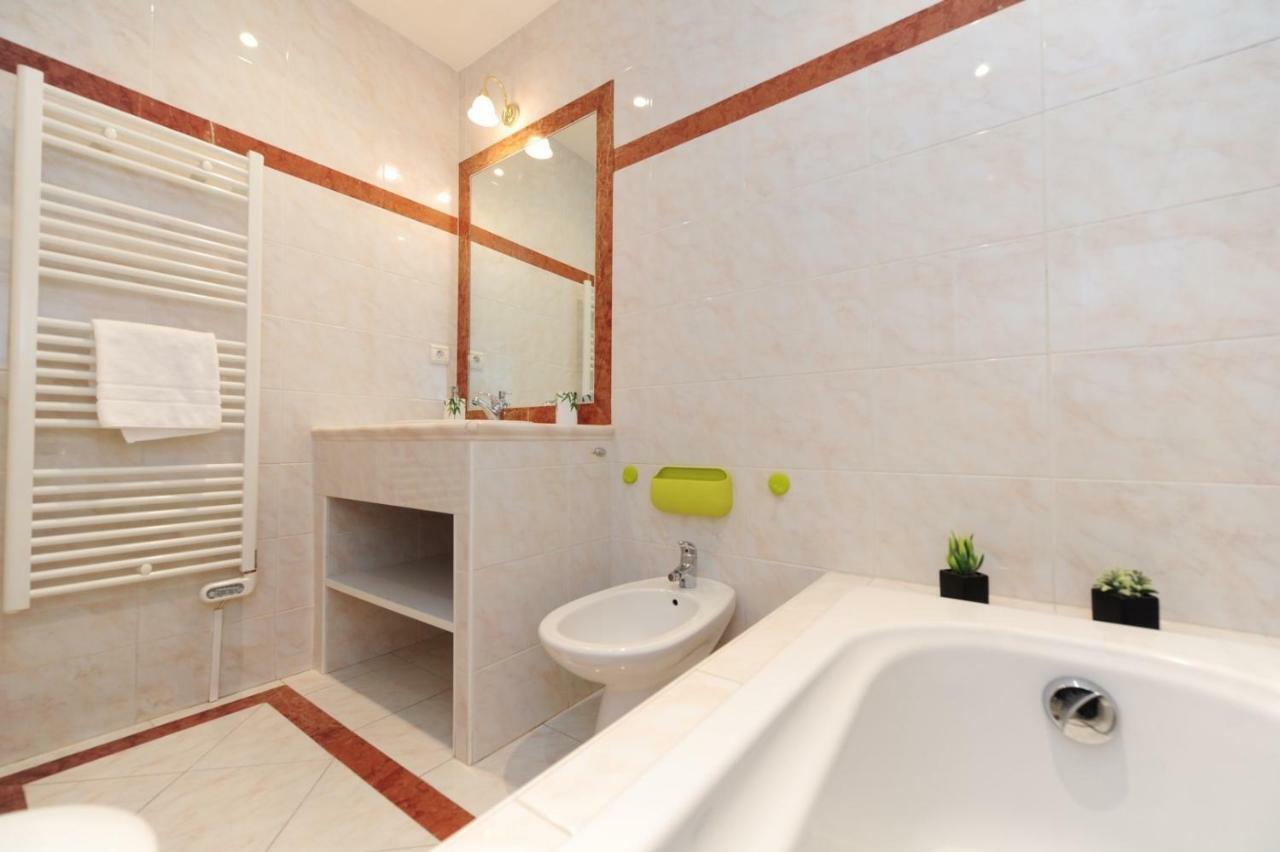 Le Savoy Palace - Five Stars Holiday House Νίκαια Εξωτερικό φωτογραφία